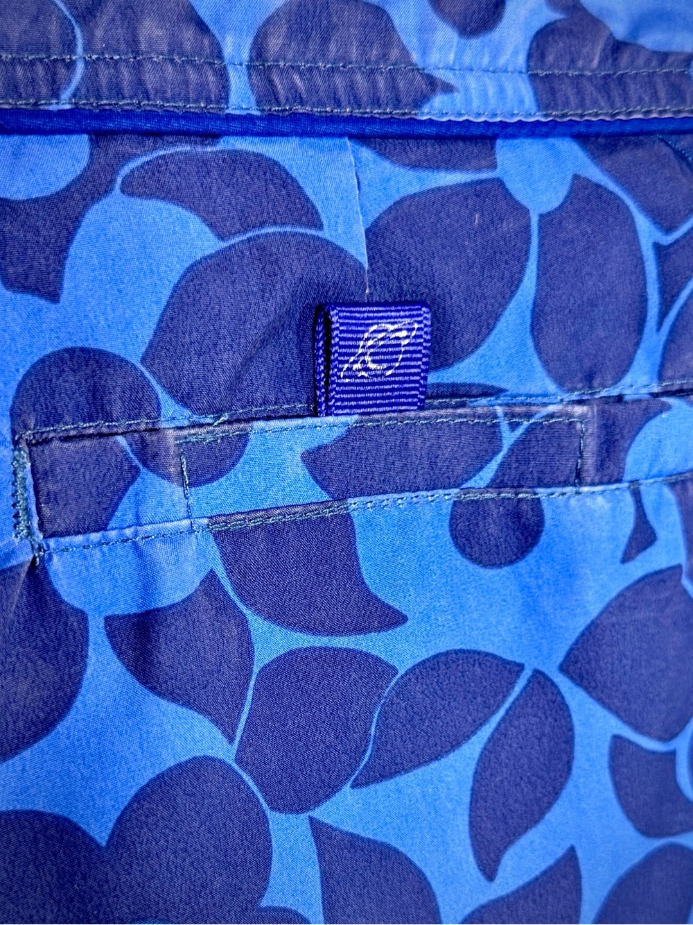 Vintage, …lost Brand, Blue Floral Unisex Board Shorts - Picture 4 of 8